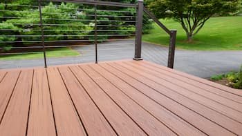 composite lumber decking comes in many color and grain patterns